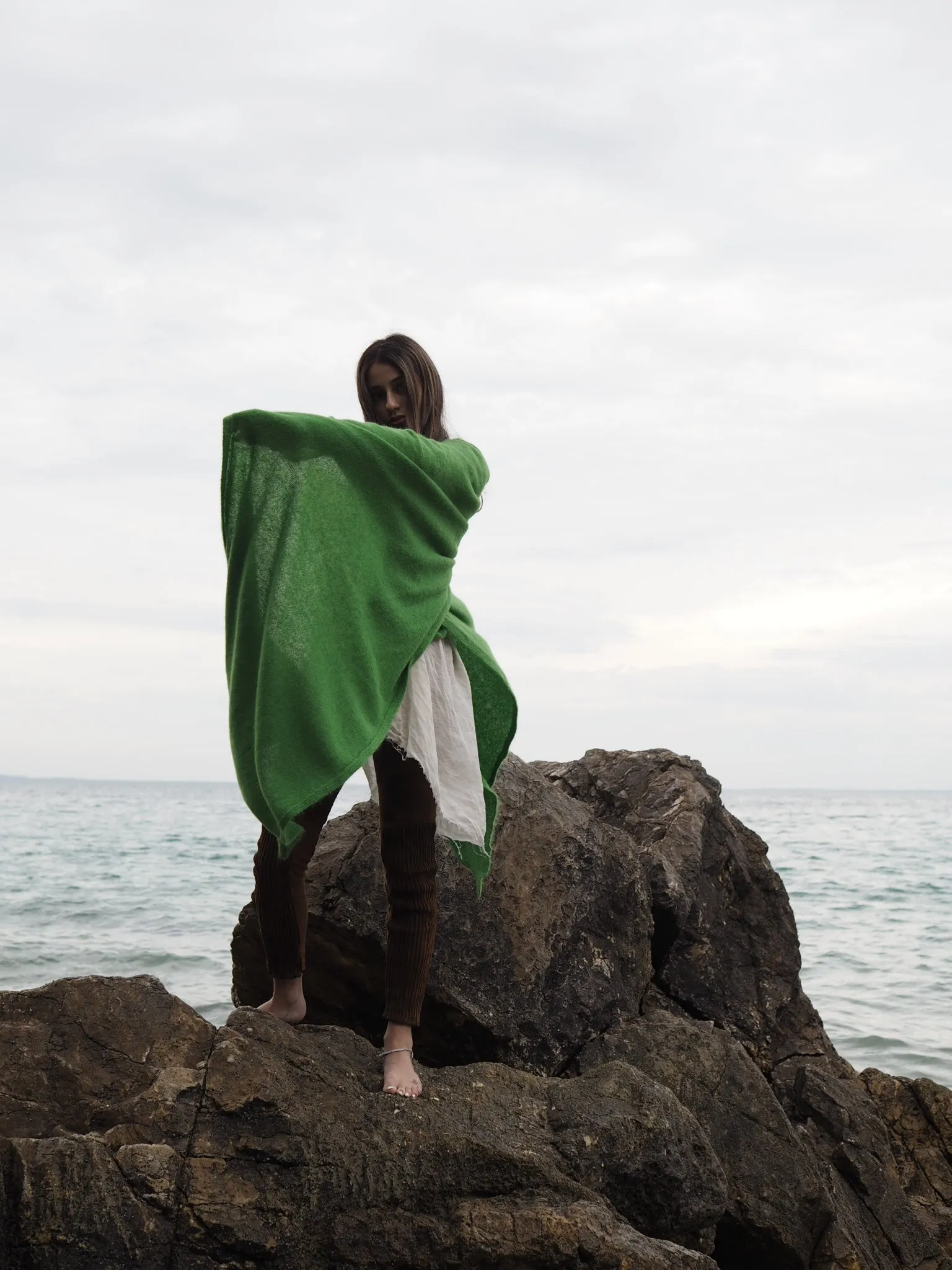 Light weight wrap (Alpaca) Green