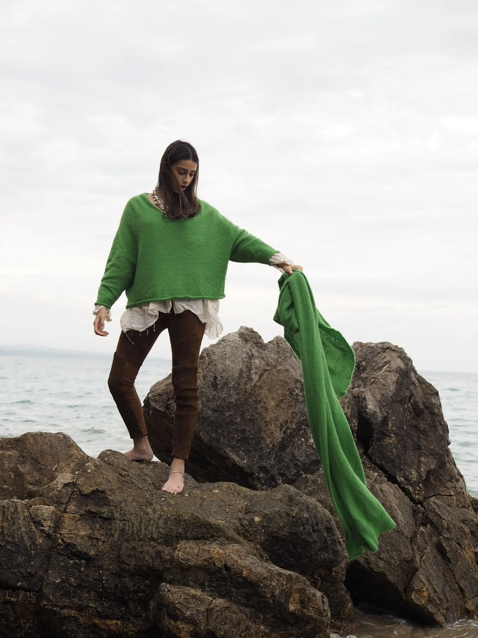 Light weight wrap (Alpaca) Green